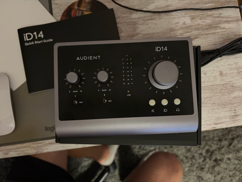 Audient iD14 MKII – Interfaz de audio USB-C de segunda mano · Foto 1 de 5 · Pontevedra · 170 €