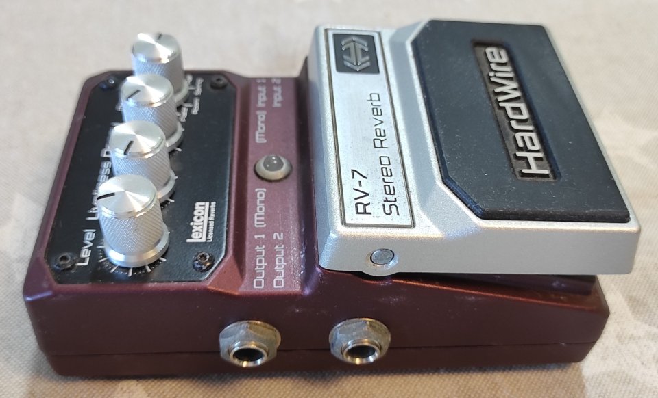 Digitech Hardwire RV-7 Stereo Reverb de segunda mano · Foto 5 de 9 · Tarragona · 200 €