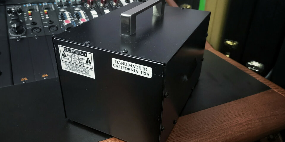 Chasis BAE 11SPR (Brent Averill 11 Slots Serie 500 Rack) y PSU BAE LPSUAP