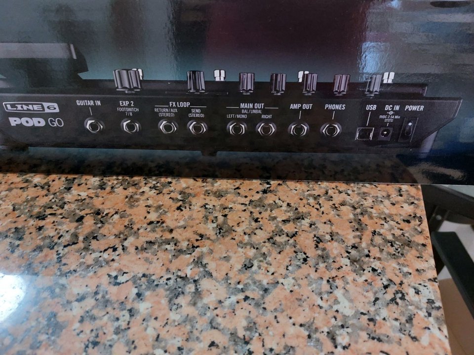 Line 6 Pod Go en caja de segunda mano · Foto 4 de 4 · Madrid · 340 €