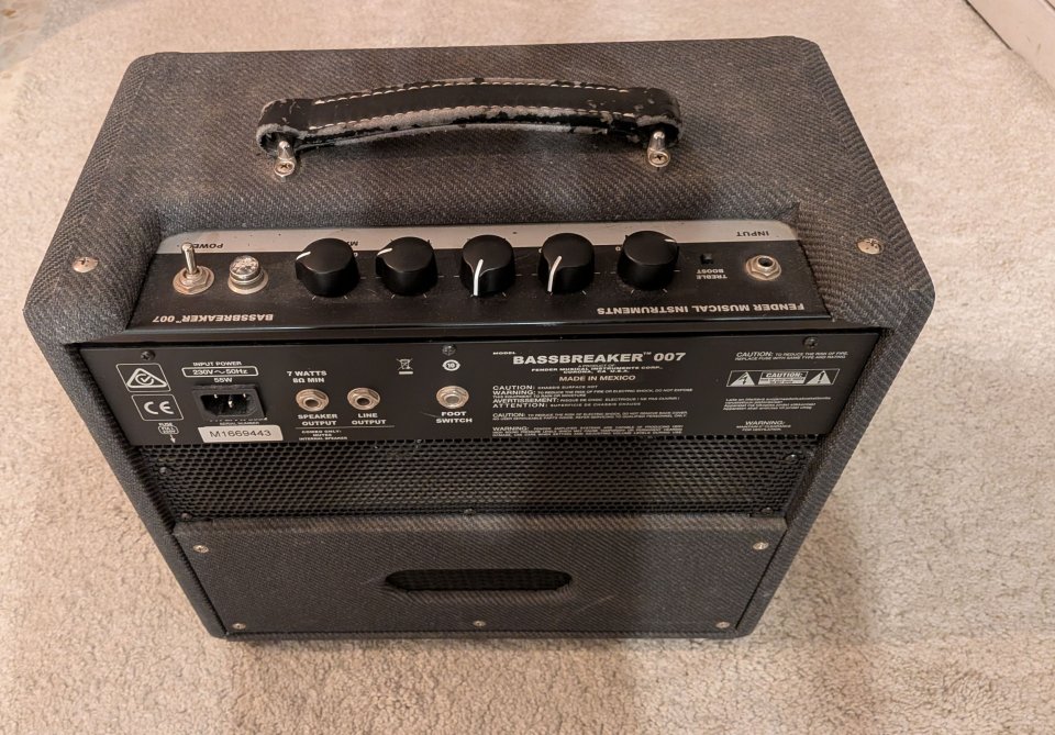 Fender bassbreaker 007 de segunda mano · Foto 2 de 7 · Sevilla · 220 €