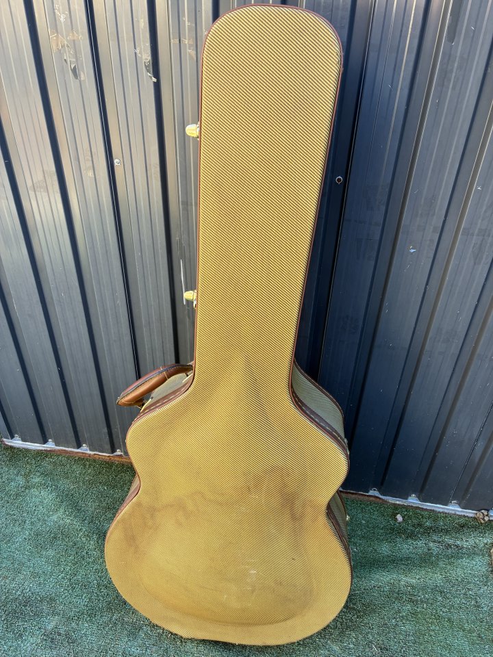 Estuche Fender Tweed Super Jumbo o 17”