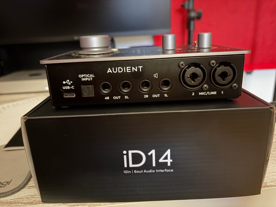 Audient iD14 MKII – Interfaz de audio USB-C de segunda mano · Foto 4 de 5 · Pontevedra · 170 €