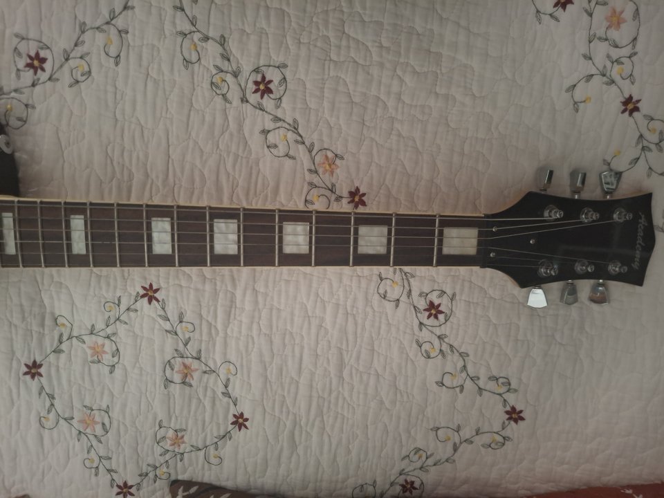 guitarra electrica tipo les paul academy y strom de segunda mano · Foto 8 de 9 · Madrid · 99 €