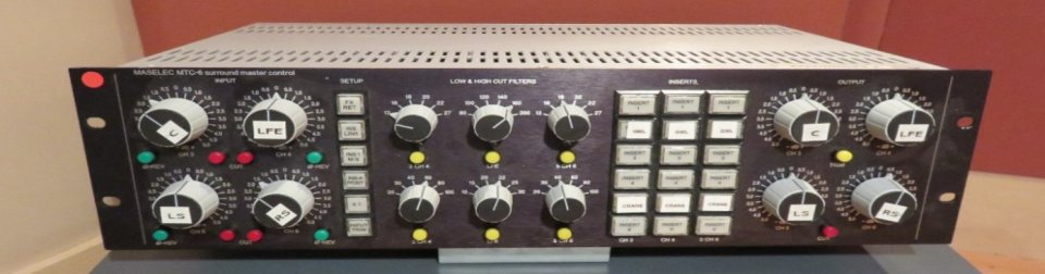 Varios equipos de estudio, audio y vídeo. de segunda mano · Foto 6 de 10 · Madrid · 10 €