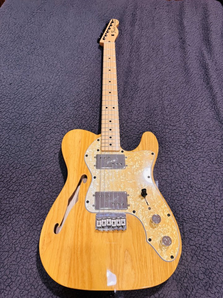 Fender Classic thinline 72 de segunda mano · Foto 1 de 10 · SC Tenerife · 810 €