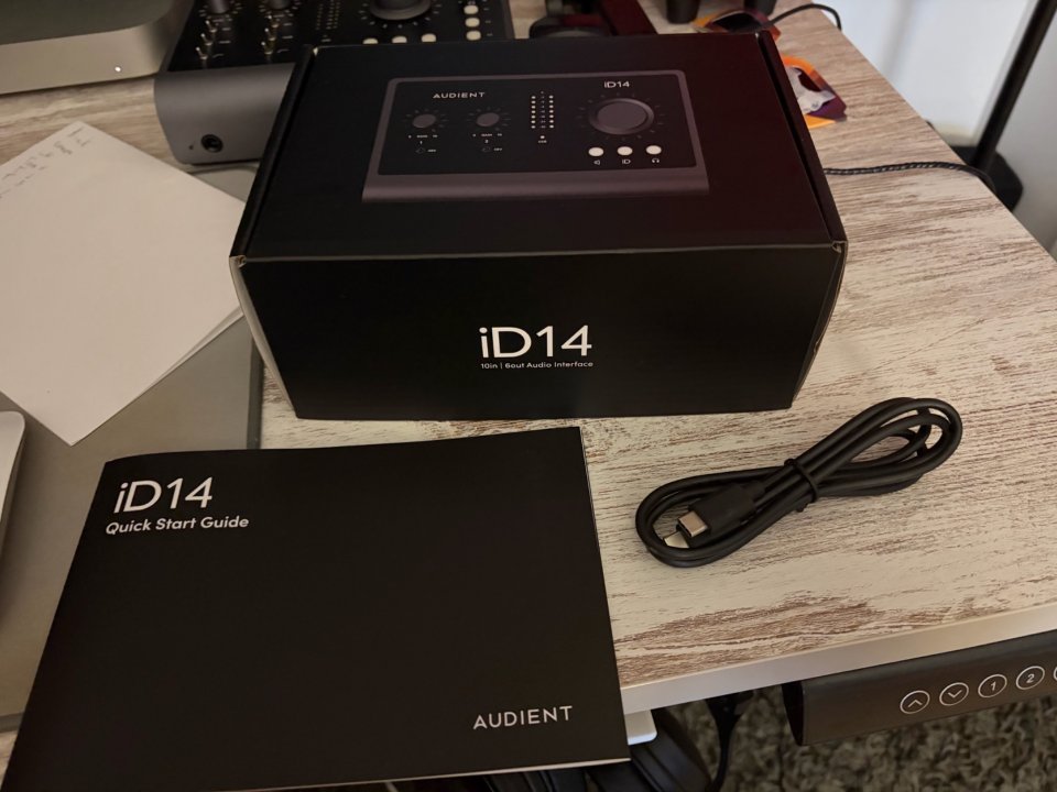 Audient iD14 MKII – Interfaz de audio USB-C de segunda mano · Foto 5 de 5 · Pontevedra · 170 €