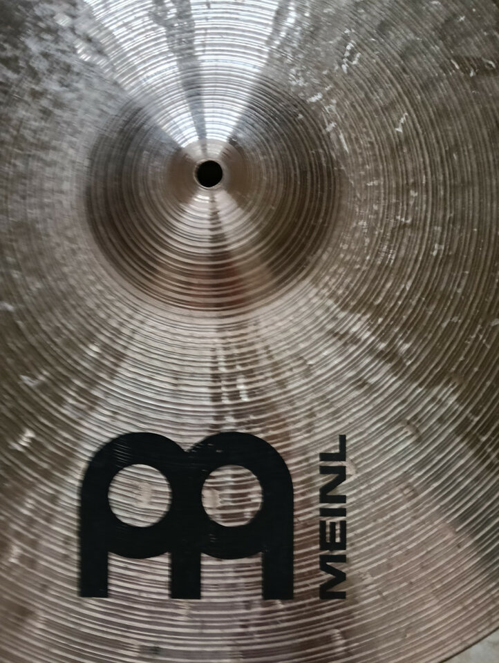 Plato bateria Meinl Amun 20" Medium Ride