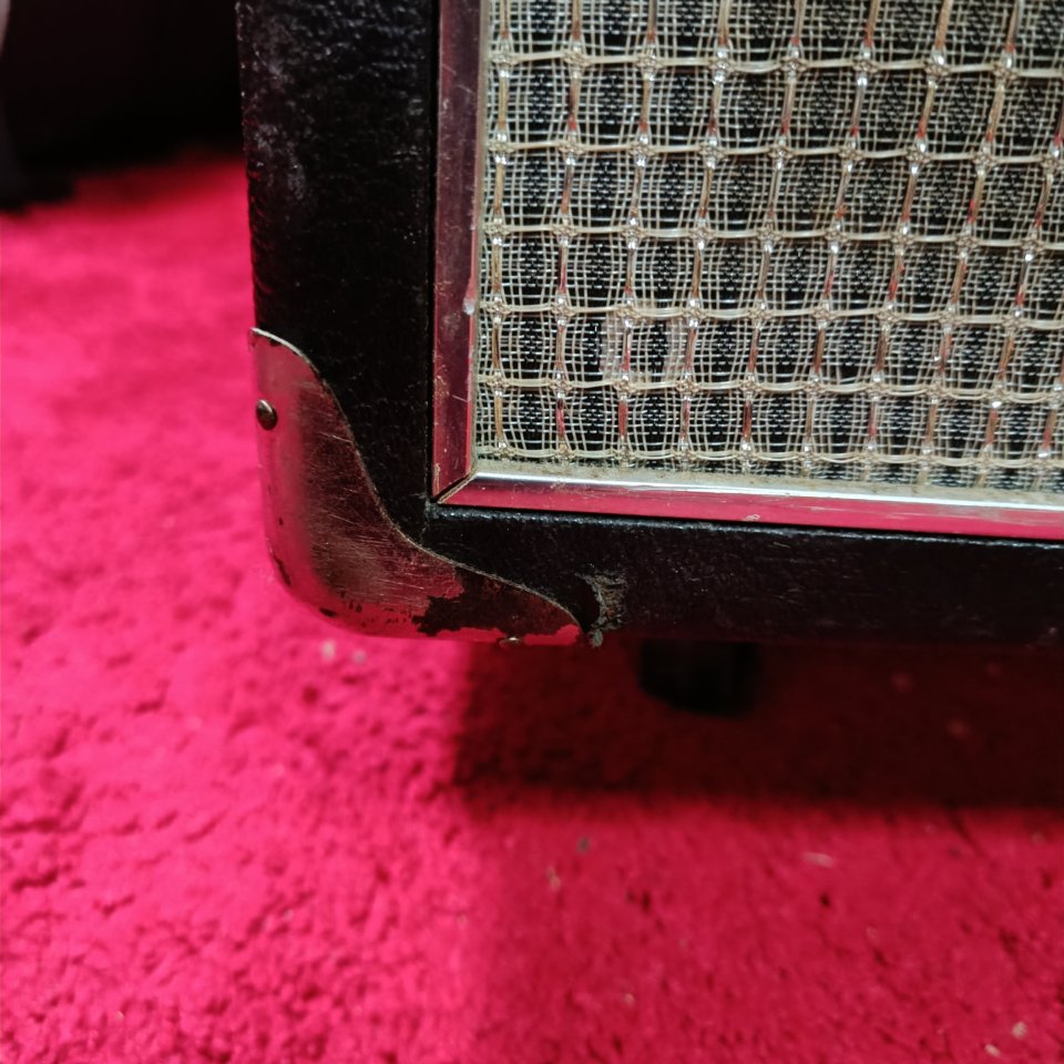 Amplificador rotary Leslie 16 + PEDAL CROSSOVER (Fender Vibratone). CAMBIOS de segunda mano · Foto 5 de 10 · Asturias · 750 €