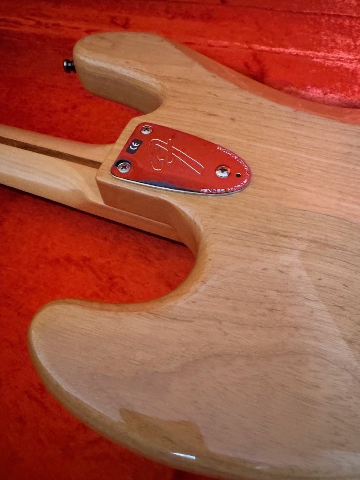 Jazz Bass American Vintage '75 + set extra PV74 pickups de segunda mano · Foto 7 de 10 · Málaga · 1600 €