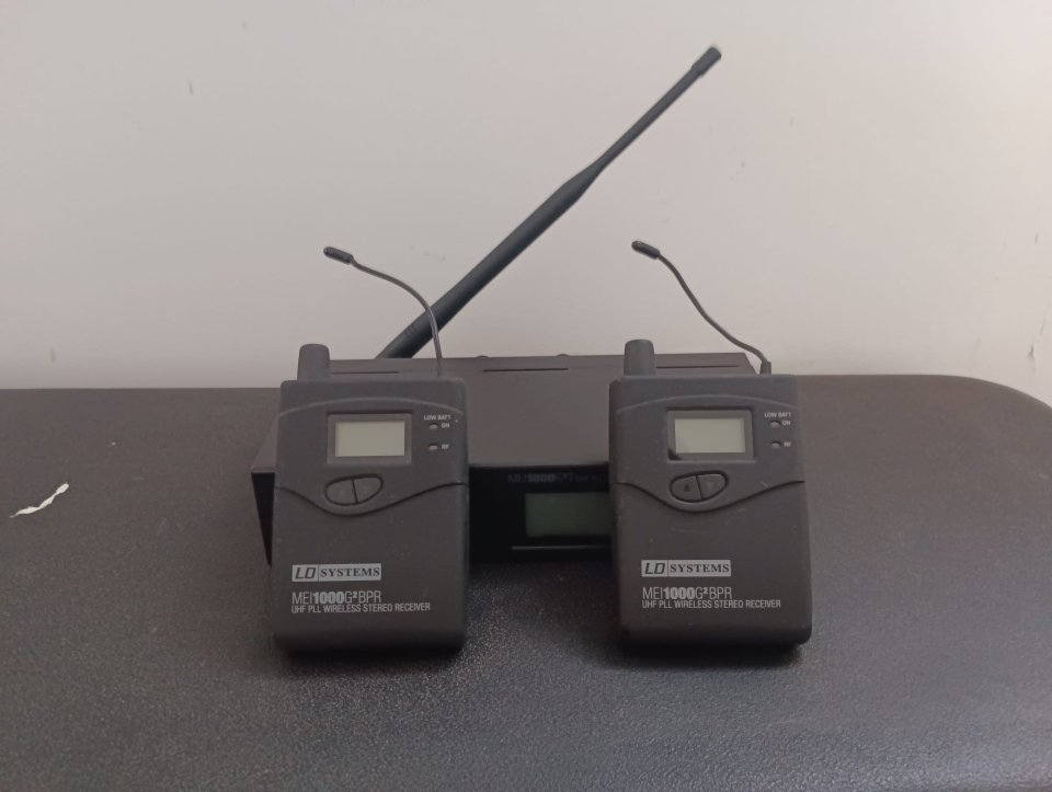 LD Systems MEI 1000 G2 – Transmisor + 2 petacas de segunda mano · Sevilla · 420 €