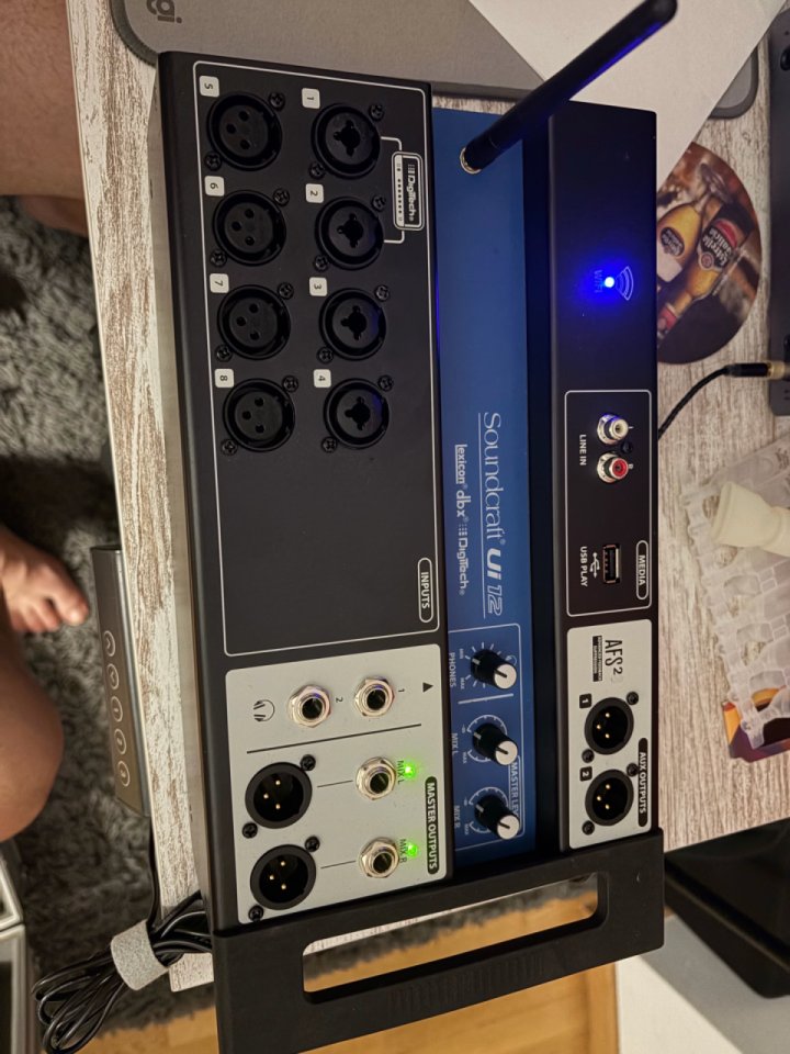 Soundcraft Ui12 Mezclador Digital de segunda mano · Foto 1 de 8 · Pontevedra · 220 €