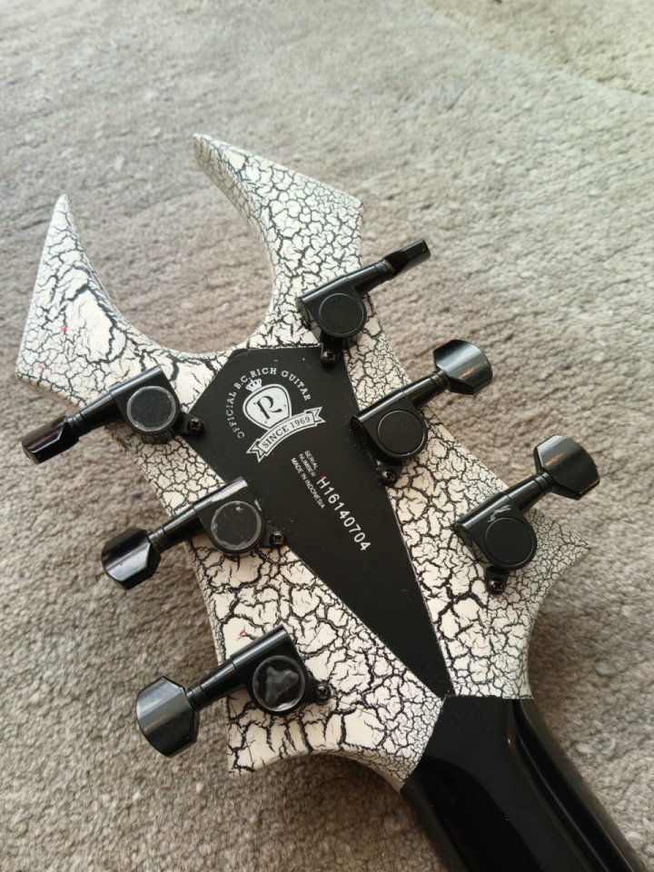 B.C.Rich JRV EDGE EMG-HZ crackle nitro custom paint