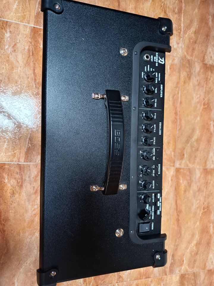 BOSS KATANA MARK II 50