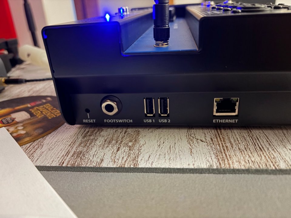 Soundcraft Ui12 Mezclador Digital de segunda mano · Foto 3 de 8 · Pontevedra · 220 €