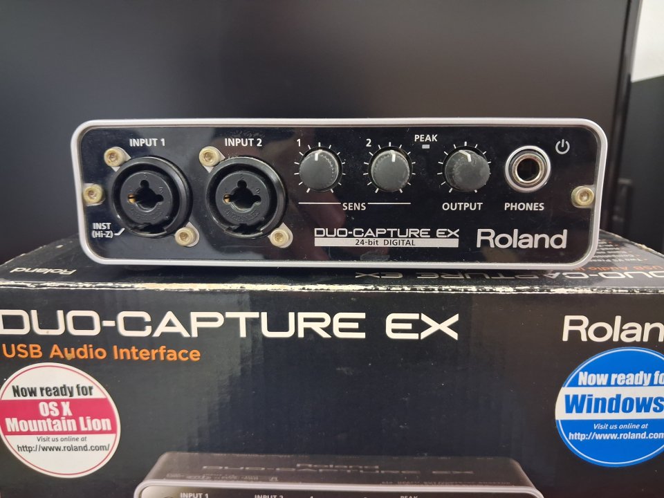 Roland Duo-Capture EX Interfaz de segunda mano · Foto 2 de 5 · Málaga · 70 €