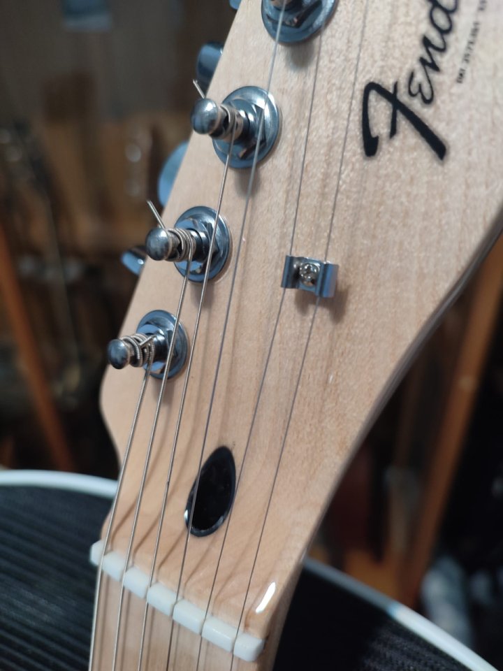 Squier telecaster con algunos cambios de segunda mano · Foto 1 de 10 · Araba · 190 €