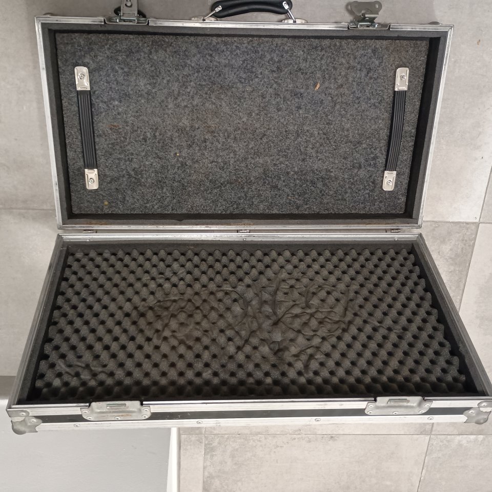Flight case para pedales/pedalera de segunda mano · Foto 7 de 9 · Málaga · 150 €