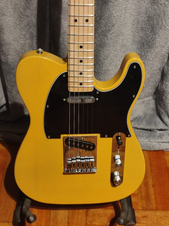 Squier telecaster con algunos cambios de segunda mano · Foto 3 de 10 · Araba · 190 €