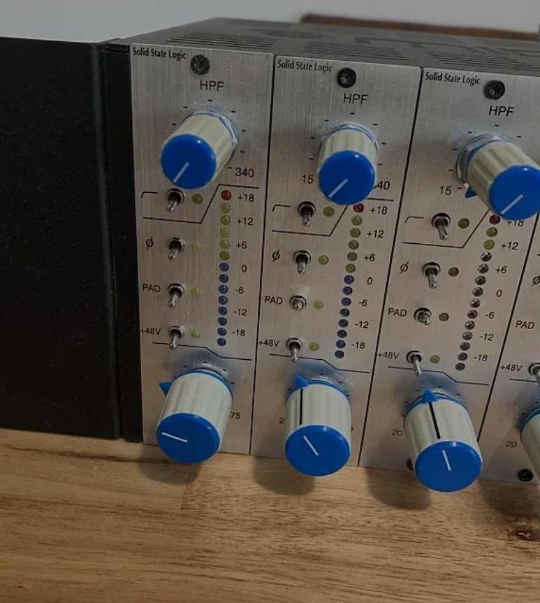 Preamplificador estilo SSL 9000 Serie 500 API
