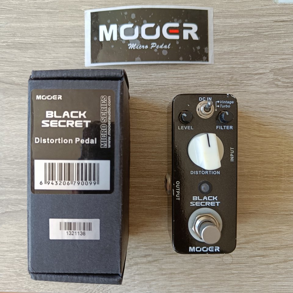 Mooer Black Secret (clon del RAT)
