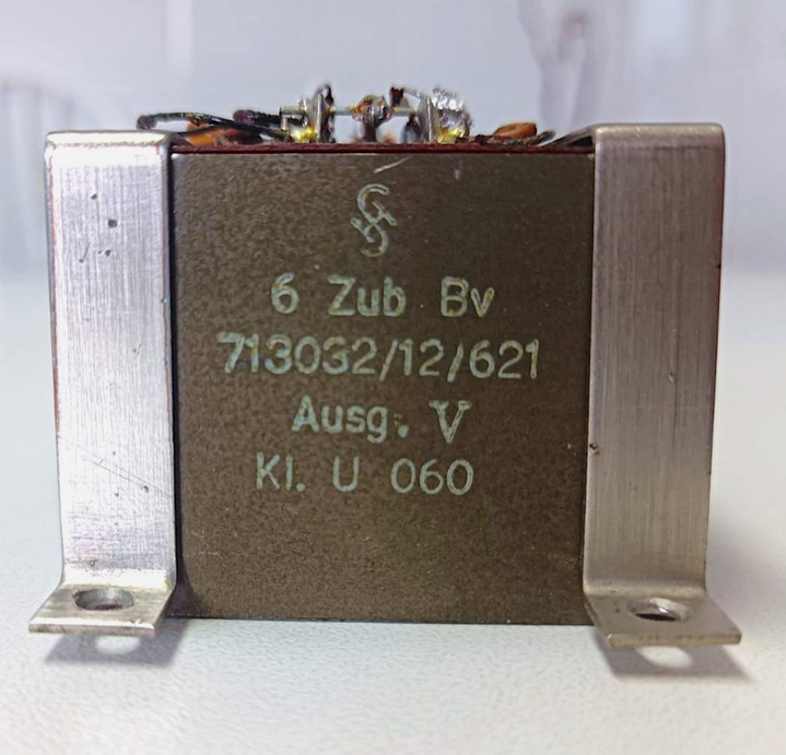 KLANGFILM-SIEMENS RZ 086 EQ input transformer 1955 KLUO60-6ZubBV 71/621V de segunda mano · Foto 1 de 4 · Valladolid · 700 €