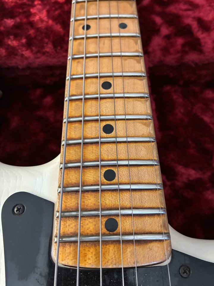 Strato Custom Shop modificada de segunda mano · Foto 2 de 5 · Almería · 2000 €
