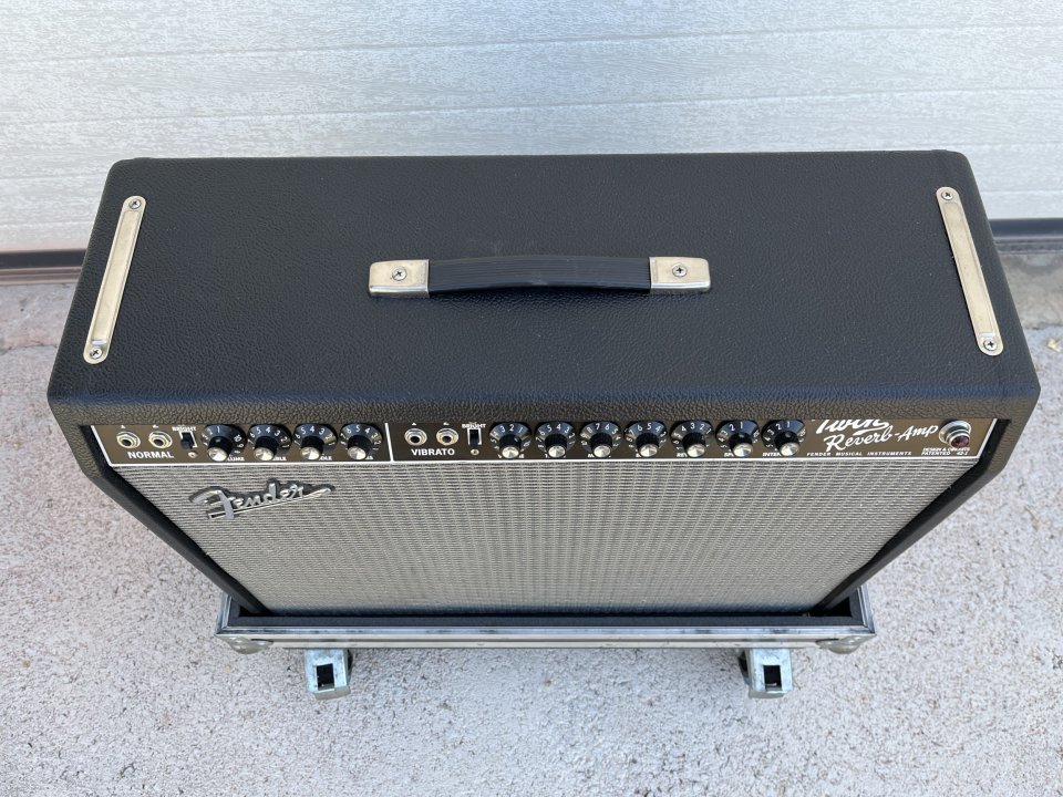Fender 65 Twin Reverb Amplificador Guitarra de segunda mano · Foto 6 de 10 · Alicante · 1300 €