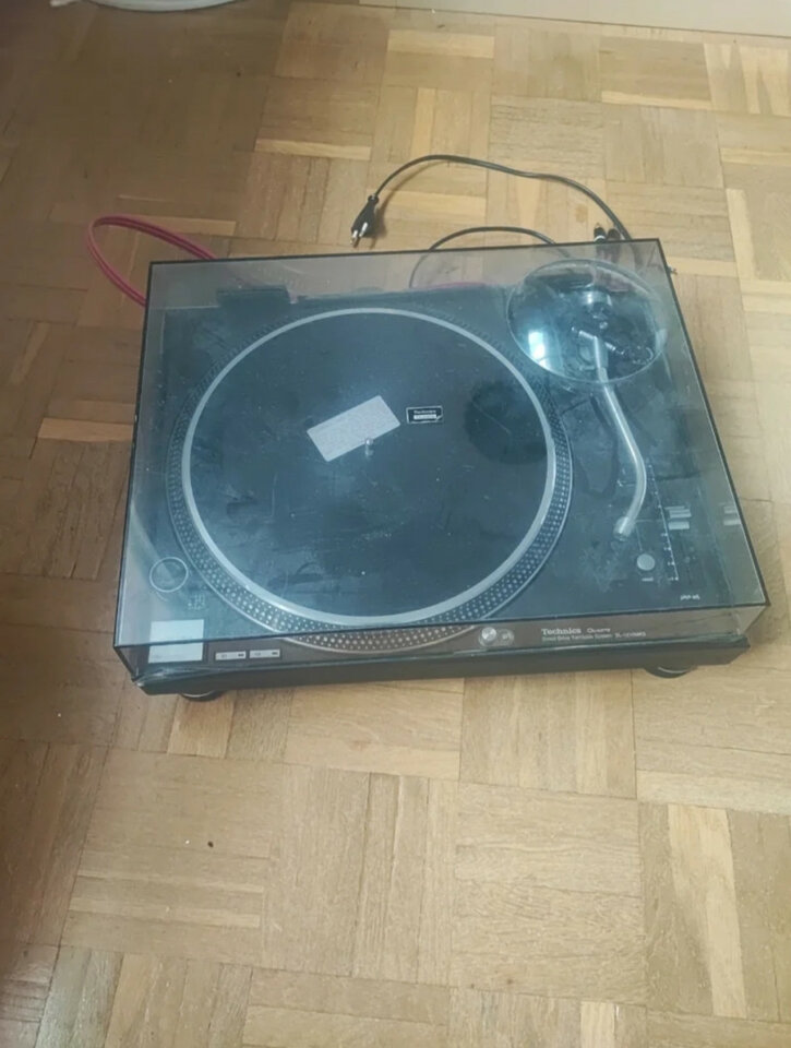 Technics SL-1210MK5