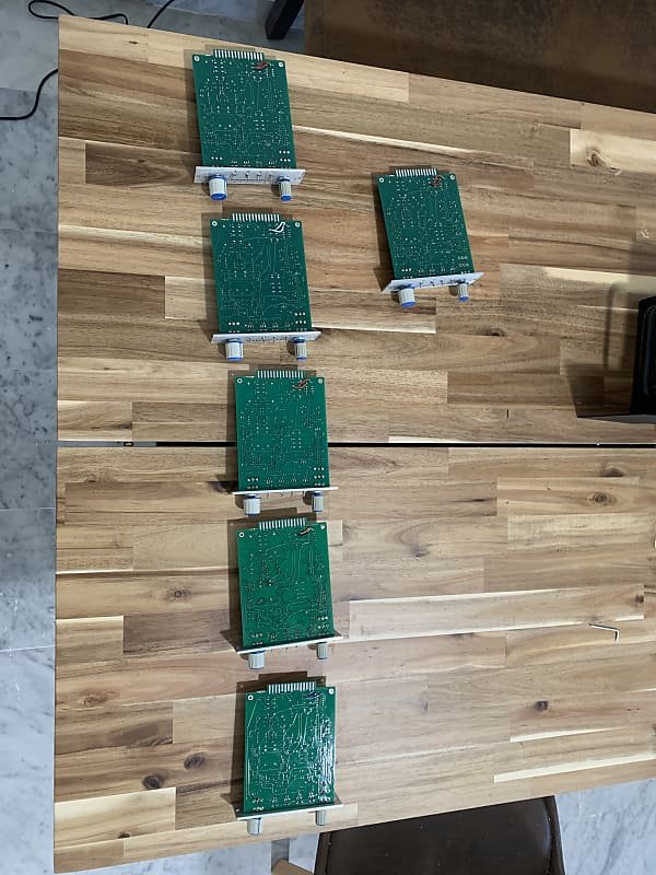 Preamplificador estilo SSL 9000 Serie 500 API