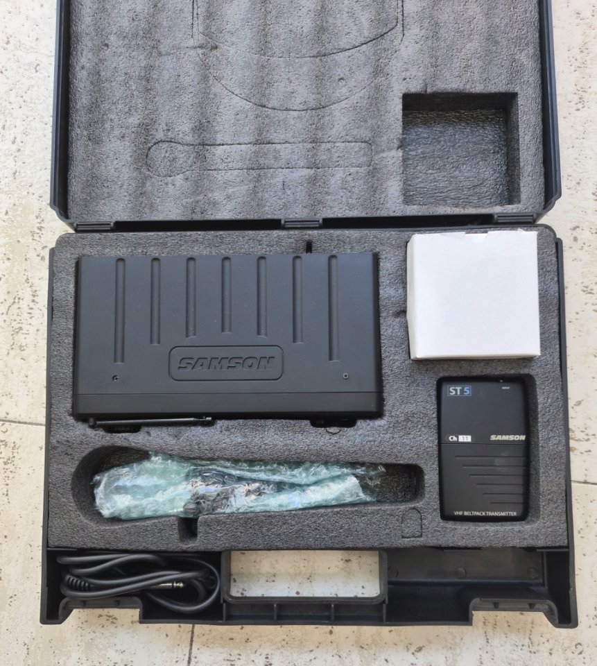 Samson Stage 5 sistema micro inhalámbrico de segunda mano · Foto 2 de 3 · Girona · 65 €