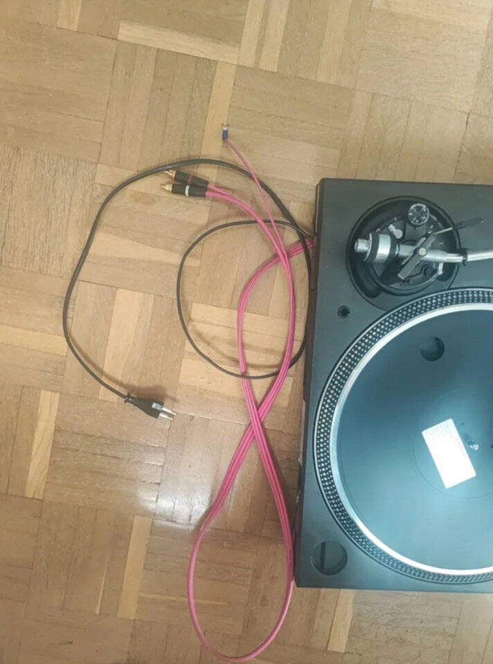Technics SL-1210MK5