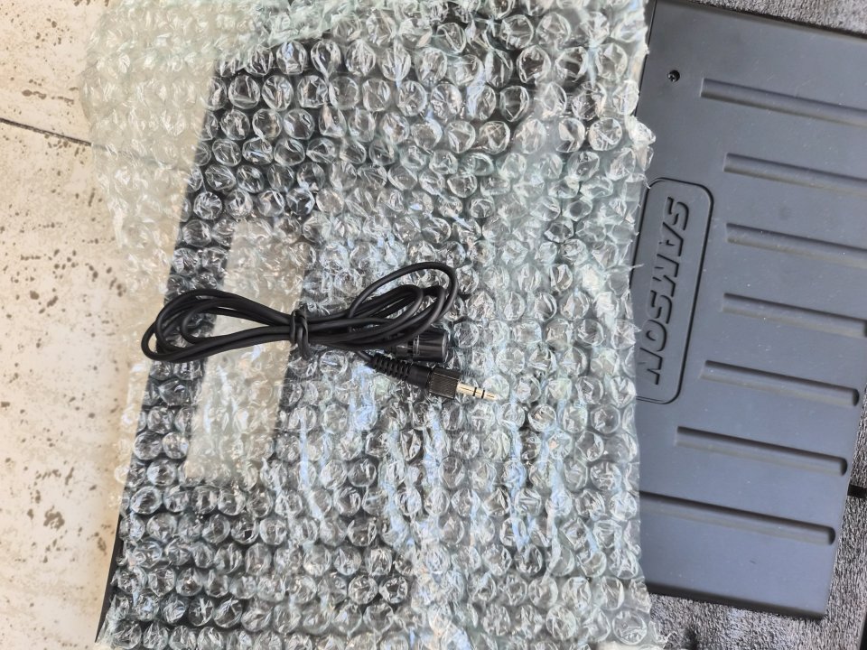Samson Stage 5 sistema micro inhalámbrico de segunda mano · Foto 3 de 3 · Girona · 65 €