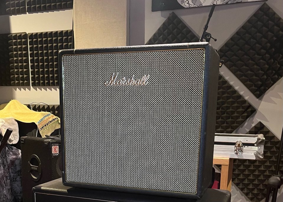 Marshall SV 1x12 VType de segunda mano · Foto 1 de 4 · Sevilla · 300 €