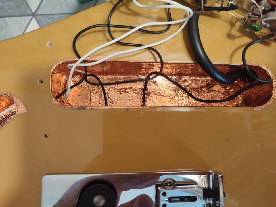 Squier telecaster con algunos cambios de segunda mano · Foto 10 de 10 · Araba · 190 €