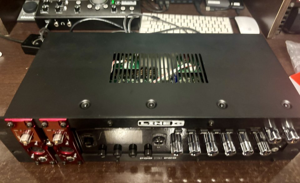 Vendo Line 6 POD X3 Pro de segunda mano · Foto 2 de 3 · Barcelona · 250 €