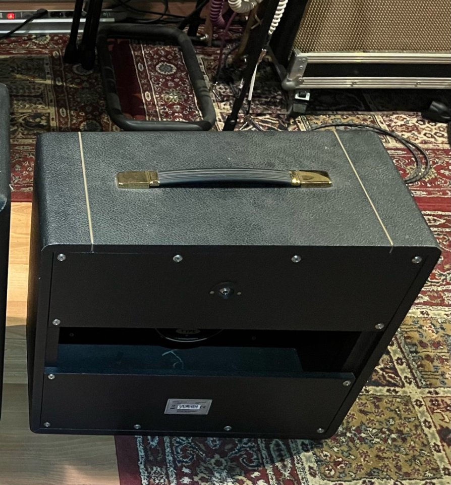 Marshall SV 1x12 VType de segunda mano · Foto 4 de 4 · Sevilla · 300 €
