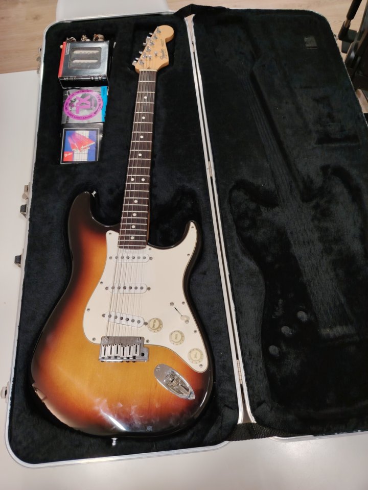Fender Stratocaster 1989 Three tones sunburst