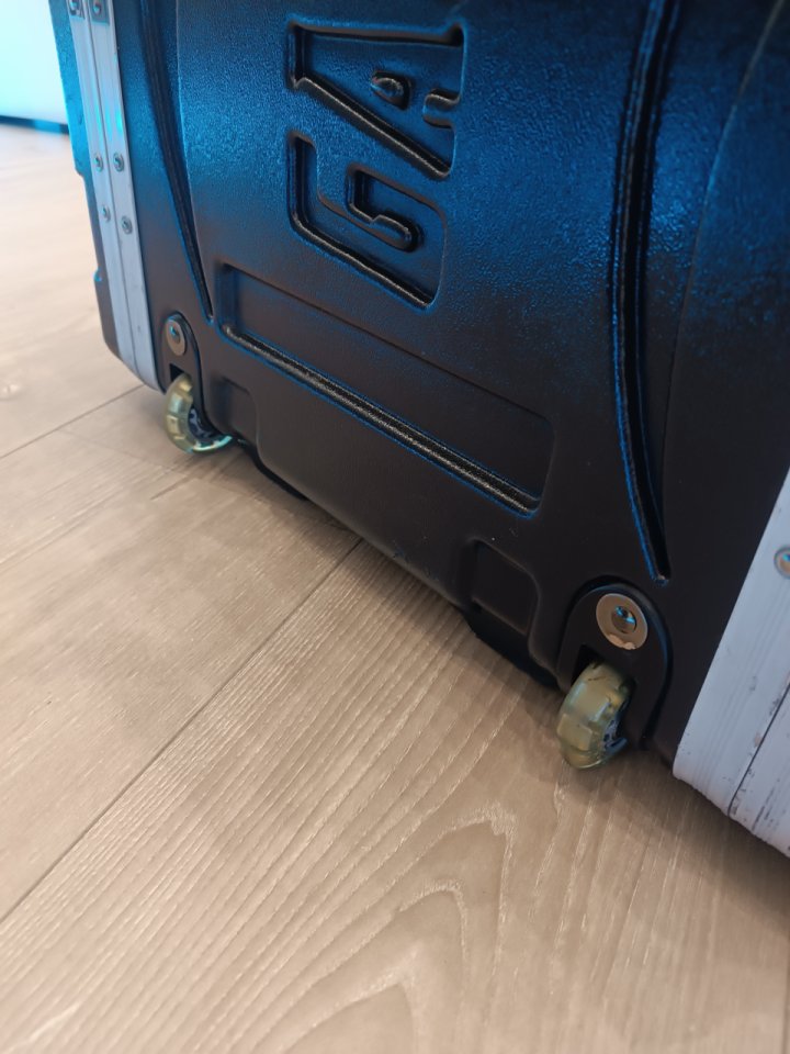 Rack Case GATOR GRR 8L de segunda mano · Foto 3 de 6 · Araba · 125 €