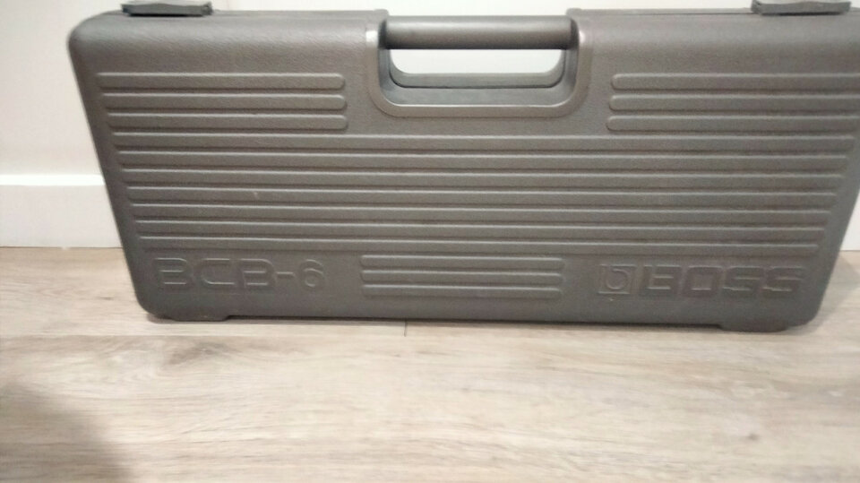 Maletín Boss para pedales