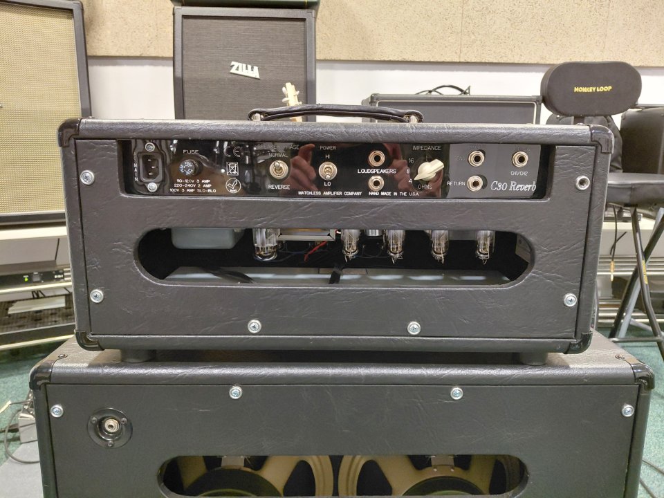 Matchless HC-30 (con Flight case) + Matchless 2x12 SD 30 W