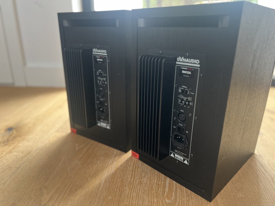 Monitores de campo próximo de estudio Dynaudio BM12A de segunda mano · Foto 2 de 3 · Madrid · 925 €