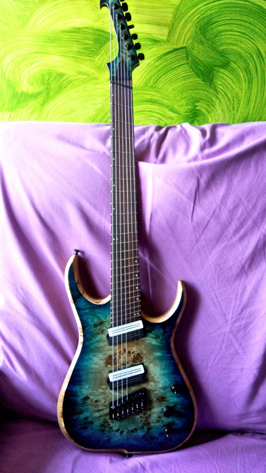 Skervesen Raptor 7 Laguna Burst de segunda mano · Foto 1 de 10 · Bizkaia · 3100 €