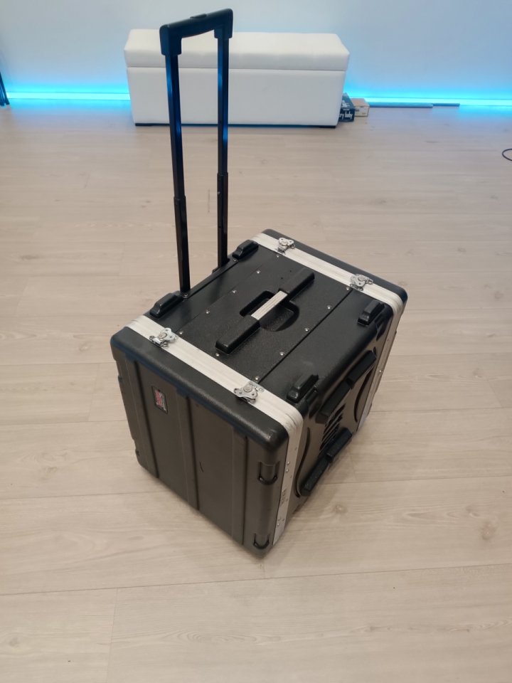 Rack Case GATOR GRR 8L de segunda mano · Foto 6 de 6 · Araba · 125 €