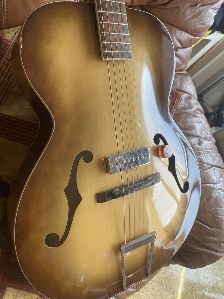 Silvertone L8936 de 1959