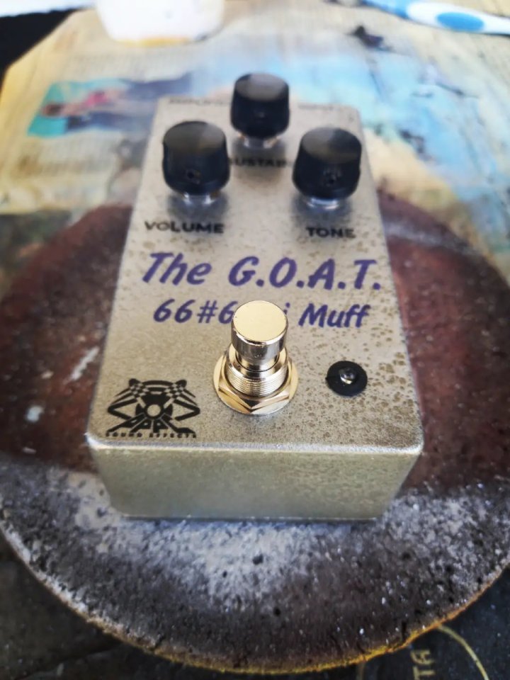 The G.O.A.T (Distintas variantes del Big Muff) PPPC Sound Effects de segunda mano · Foto 5 de 10 · Barcelona · 150 €