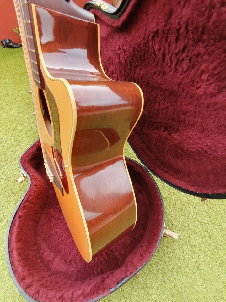 electroacústica de 12 cuerdas Guild F-212 Xl CE STD