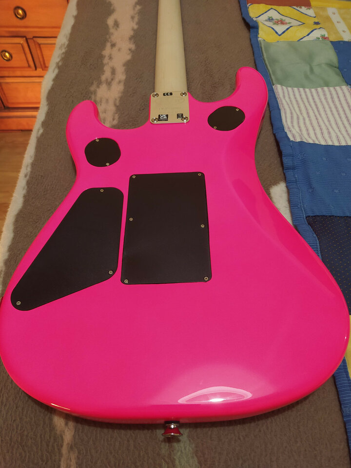 EVH 5150 Standard MN Neon Pink