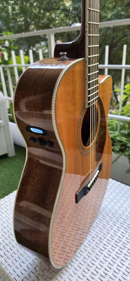 Fender Electroacústica de segunda mano · Foto 6 de 10 · Madrid · 399 €