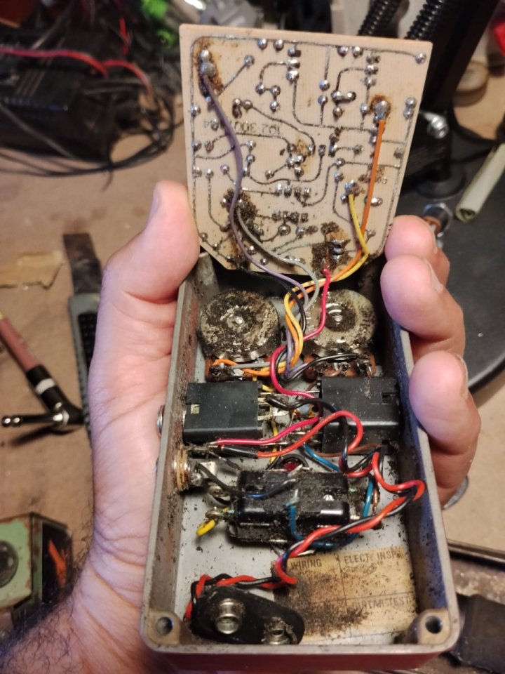 MXR Dyna Comp de 1981 de segunda mano · Foto 3 de 10 · Málaga · 120 €